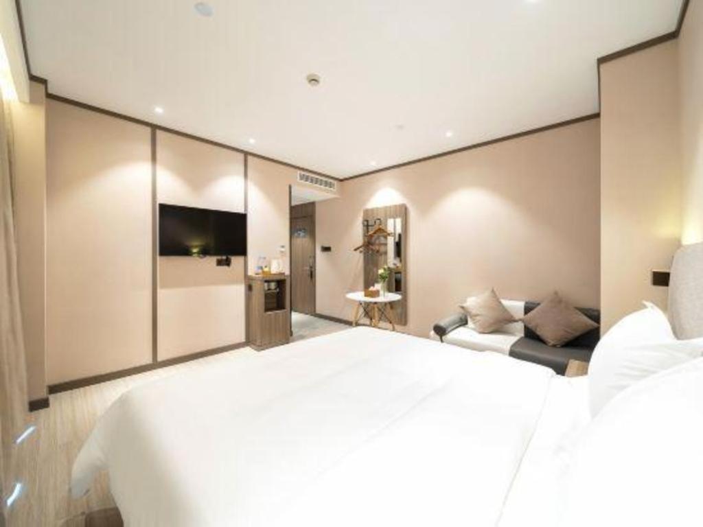 Hanting Lingang Dishui Shanghai