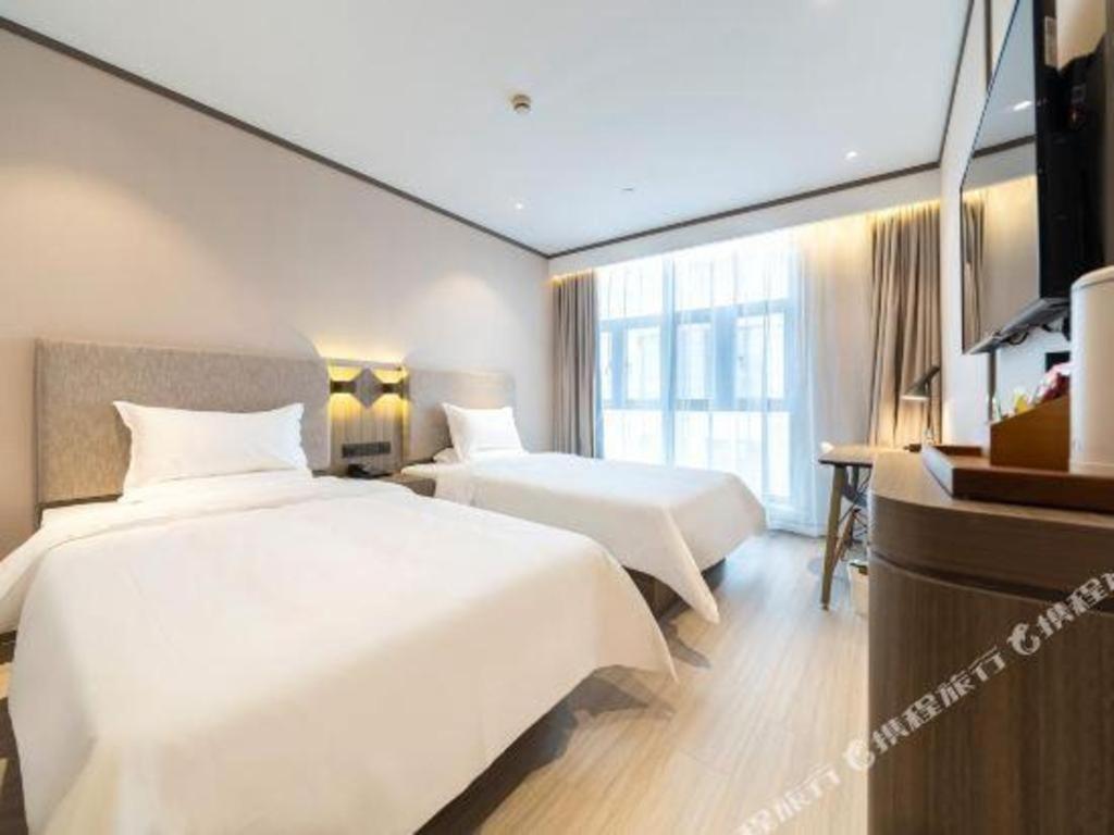 Hanting Lingang Dishui Hotel